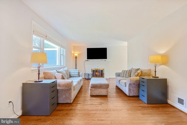 4507 CLEARBROOK LN, Kensington, MD 20895