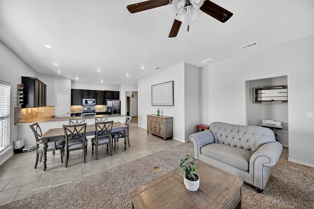 6902 Yellow Rose Ct, Midland, TX 79705