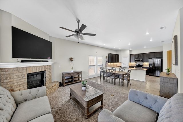 6902 Yellow Rose Ct, Midland, TX 79705