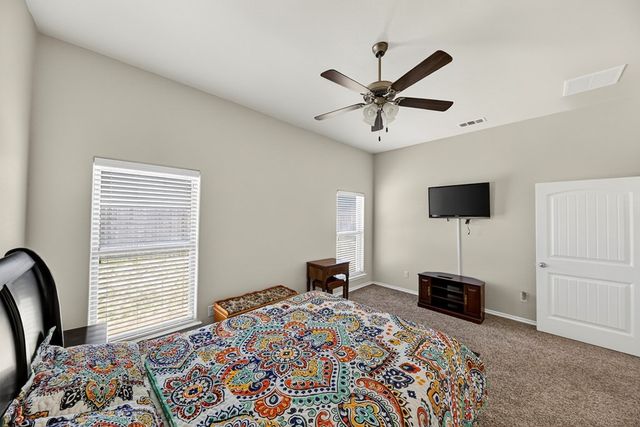 6902 Yellow Rose Ct, Midland, TX 79705