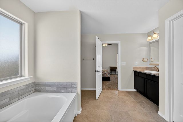 6902 Yellow Rose Ct, Midland, TX 79705