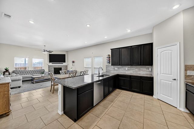 6902 Yellow Rose Ct, Midland, TX 79705