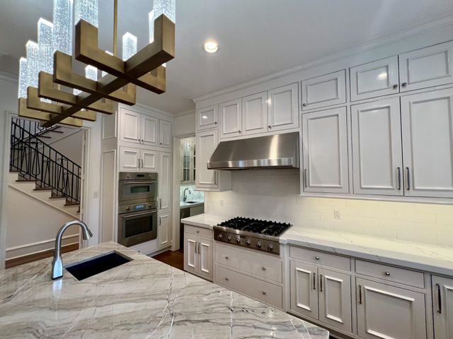 2360 MONT ALBAN CV, Germantown, TN 38139