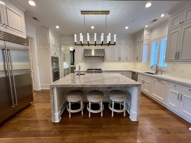 2360 MONT ALBAN CV, Germantown, TN 38139