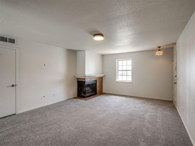 11301 N May Avenue C, Oklahoma City, OK 73120