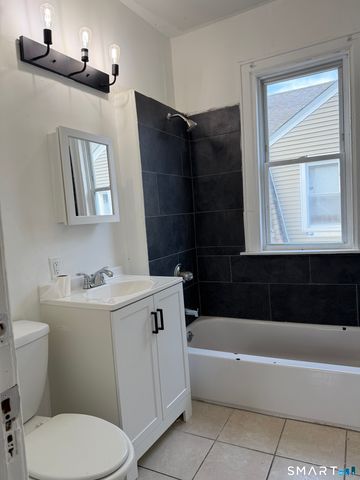 502 Edgewood Street, Hartford, CT 06112