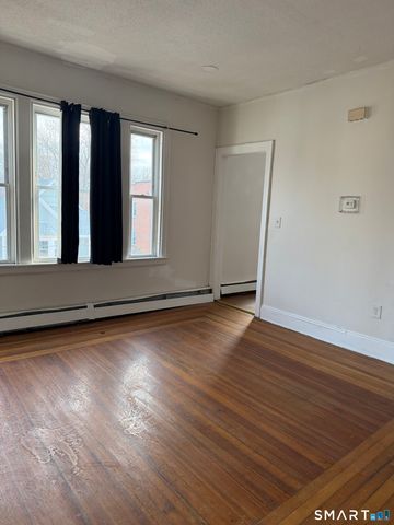 502 Edgewood Street, Hartford, CT 06112