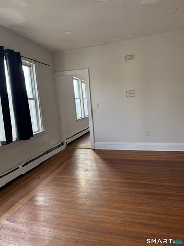 502 Edgewood Street, Hartford, CT 06112