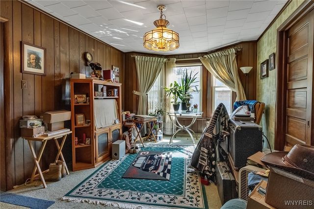 6989 Ward Road, Wheatfield, NY 14120