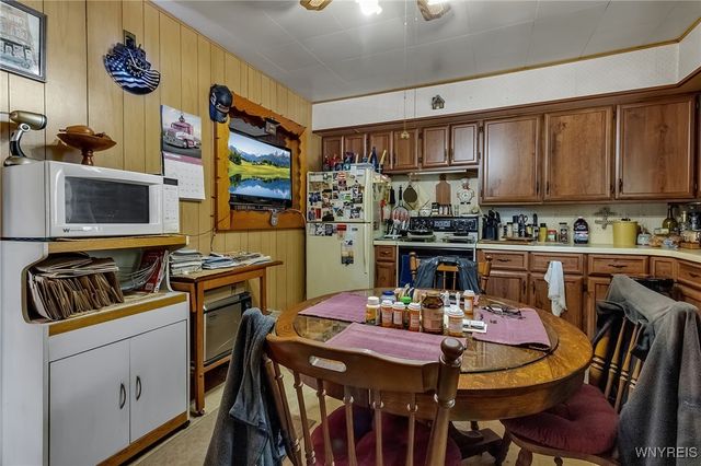 6989 Ward Road, Wheatfield, NY 14120