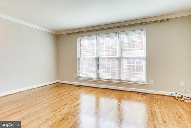 1706 S EDGEWOOD ST, Arlington, VA 22204