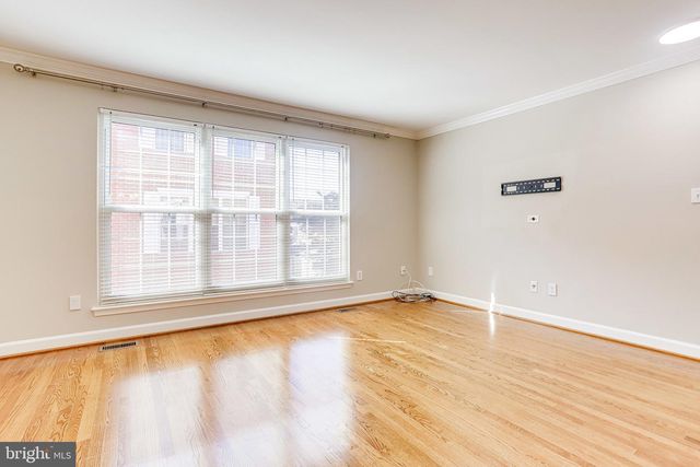 1706 S EDGEWOOD ST, Arlington, VA 22204