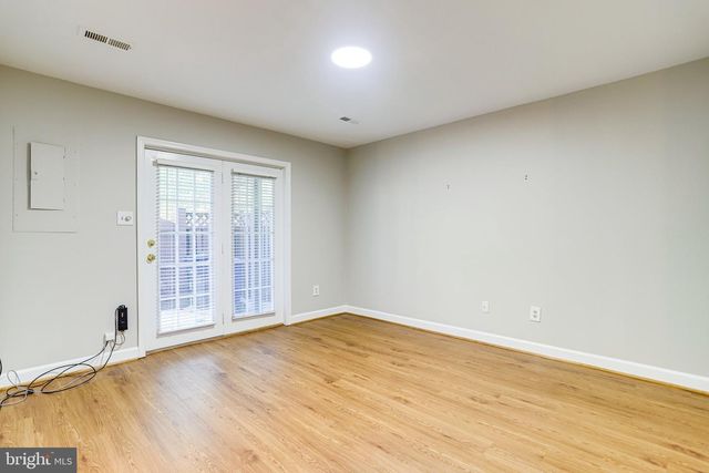 1706 S EDGEWOOD ST, Arlington, VA 22204