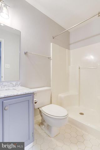 1706 S EDGEWOOD ST, Arlington, VA 22204