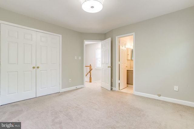 1706 S EDGEWOOD ST, Arlington, VA 22204