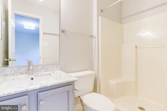 1706 S EDGEWOOD ST, Arlington, VA 22204