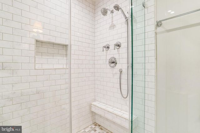 1706 S EDGEWOOD ST, Arlington, VA 22204