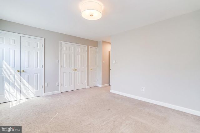 1706 S EDGEWOOD ST, Arlington, VA 22204