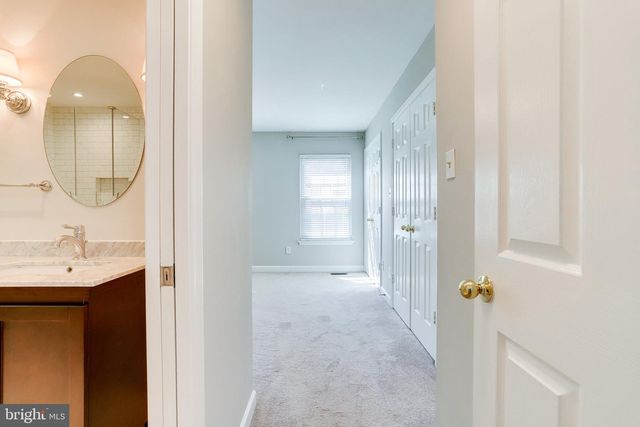 1706 S EDGEWOOD ST, Arlington, VA 22204