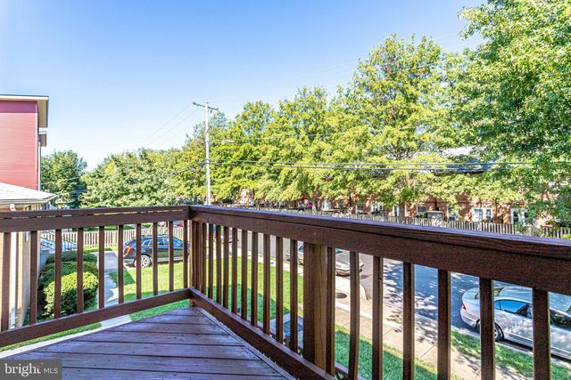 1706 S EDGEWOOD ST, Arlington, VA 22204