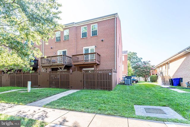 1706 S EDGEWOOD ST, Arlington, VA 22204