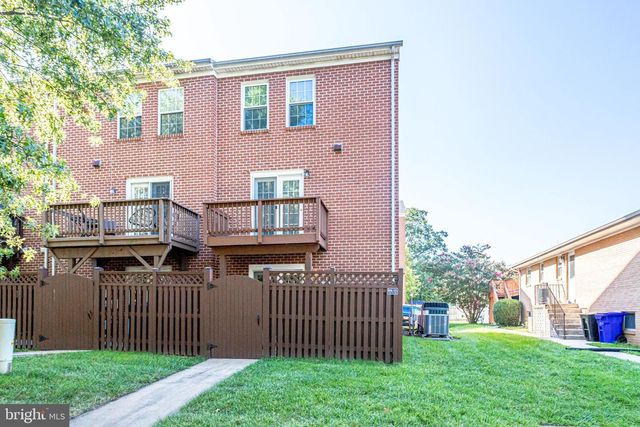 1706 S EDGEWOOD ST, Arlington, VA 22204