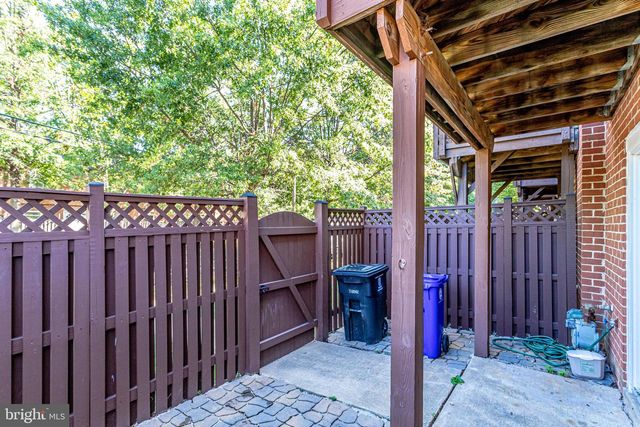 1706 S EDGEWOOD ST, Arlington, VA 22204