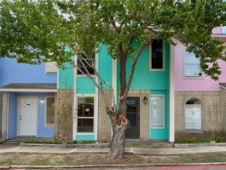 6702 Everhart Road H105, Corpus Christi, TX 78413