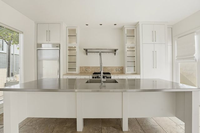 3721B West End Ave, Nashville, TN 37205