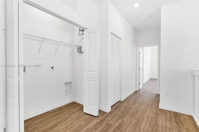 22431 SW 125 ave 19B, Miami, FL 33170