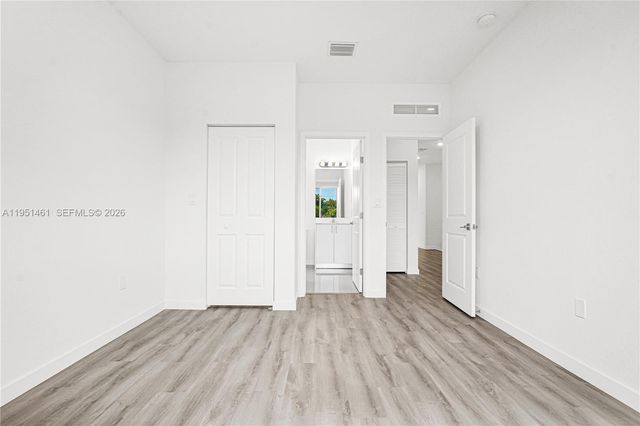 22431 SW 125 ave 19B, Miami, FL 33170