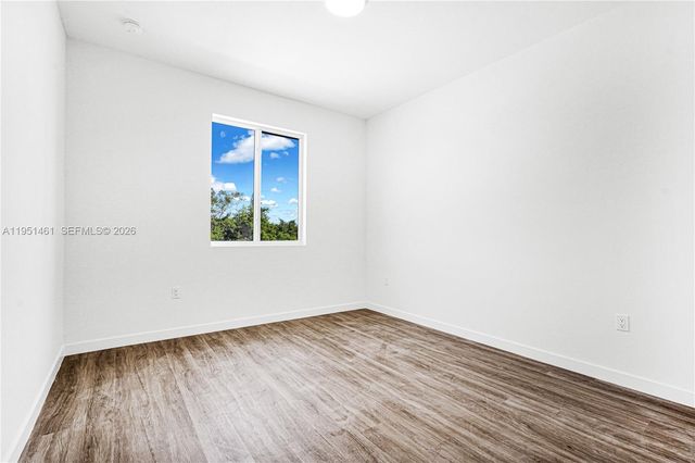 22431 SW 125 ave 19B, Miami, FL 33170