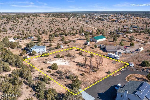 6923 LAURAS Place -, Show Low, AZ 85901