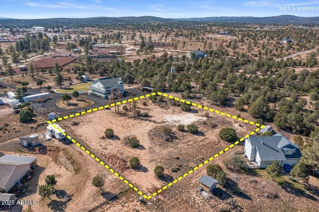 6923 LAURAS Place -, Show Low, AZ 85901