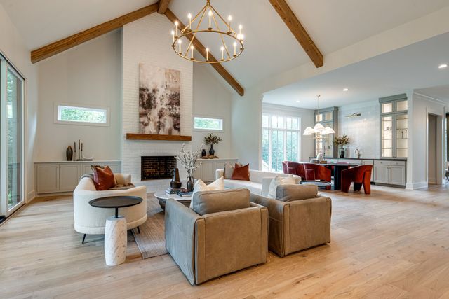 2444 Union Station Dr, Thompsons Station, TN 37179