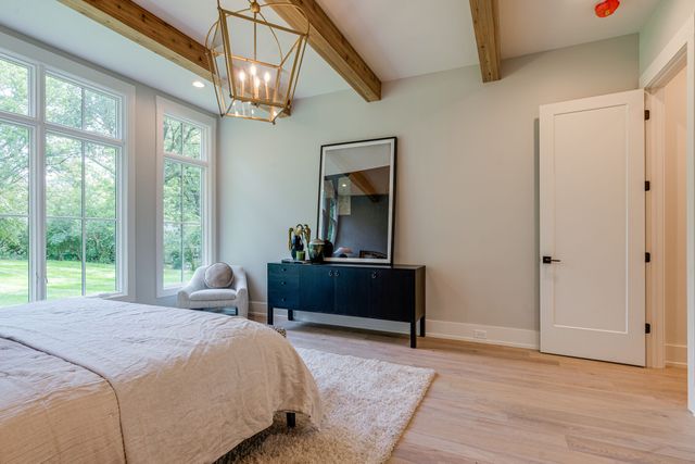 2444 Union Station Dr, Thompsons Station, TN 37179