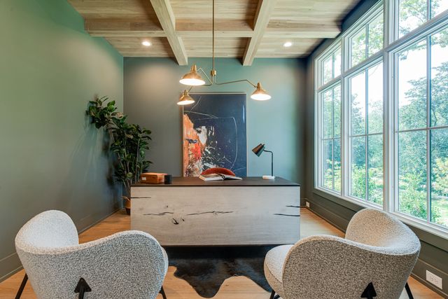 2444 Union Station Dr, Thompsons Station, TN 37179