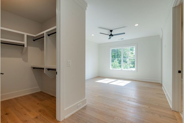 2444 Union Station Dr, Thompsons Station, TN 37179