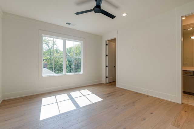 2444 Union Station Dr, Thompsons Station, TN 37179