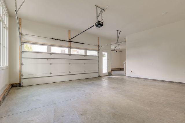 2444 Union Station Dr, Thompsons Station, TN 37179