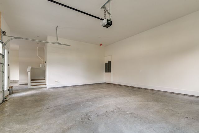 2444 Union Station Dr, Thompsons Station, TN 37179