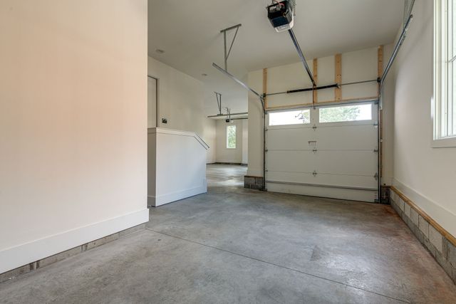 2444 Union Station Dr, Thompsons Station, TN 37179