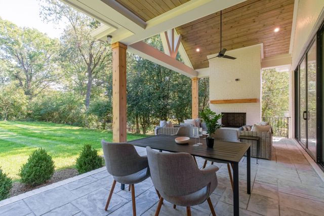 2444 Union Station Dr, Thompsons Station, TN 37179