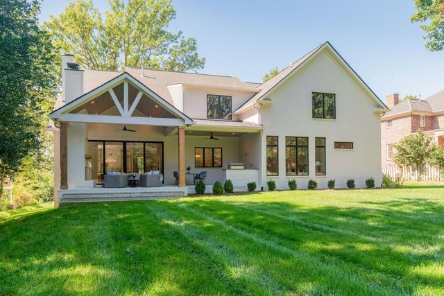 2444 Union Station Dr, Thompsons Station, TN 37179