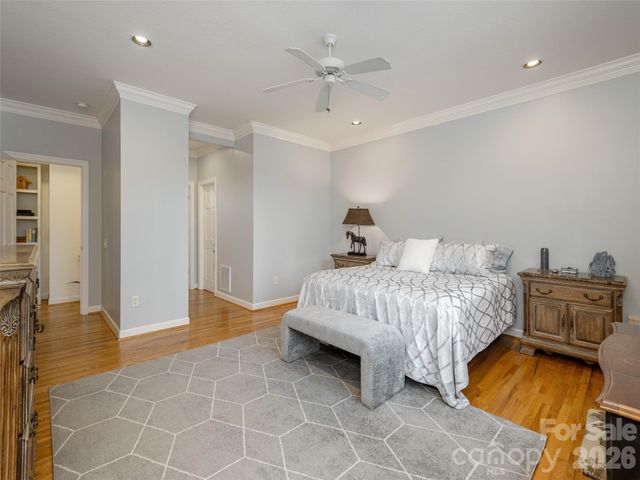 83 Towne Place Drive, Hendersonville, NC 28792