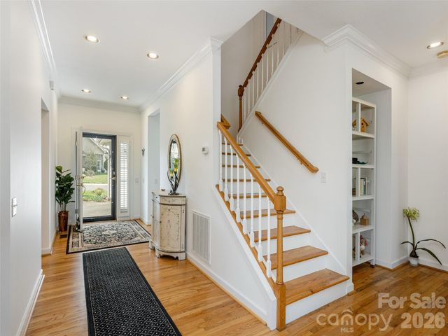 83 Towne Place Drive, Hendersonville, NC 28792