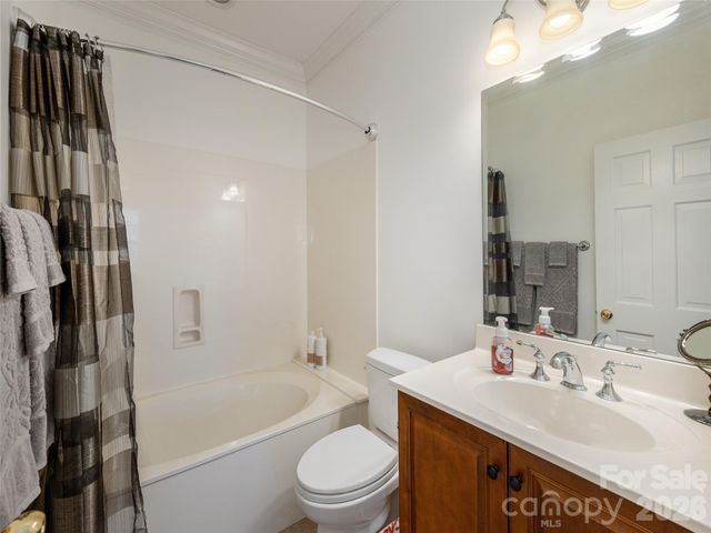 83 Towne Place Drive, Hendersonville, NC 28792