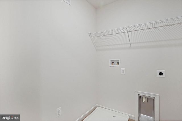 152 CATALPA DR, North East, MD 21901