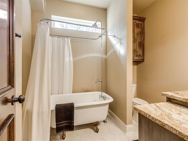 400 Nantucket Boulevard, Norman, OK 73071