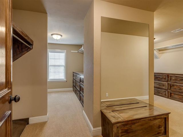 400 Nantucket Boulevard, Norman, OK 73071